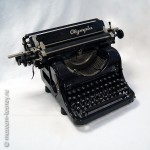 Машина пишущая «Olympia», модель 8, Olympia Büromaschinenwerke AG, г. Эрфурт, Германия, 1950 г.